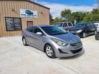 2014 hyundai elantra, clean title, runs great, 100k miles Houston