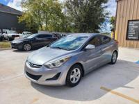 2014 hyundai elantra, clean title, runs great, 100k miles Houston - Image 4
