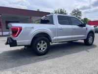 2022 Ford F150 XLT Super Crew 3.5L Ecoboost V6 4X4 - We Finance! Cassat Ave - Image 9