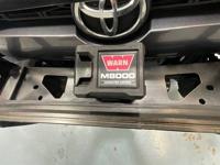 2015 Toyota 4 Runner Trail 4X4 / CUSTOM BUILT / 1-OWNER LOCAL SUV GRN280L/GRN285L + MM Investment Cars-Gladstone / WE SHIP NATIONWIDE - Image 10