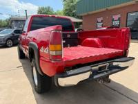 2001 Chevrolet Silverado 2500HD Ext. Cab 4WD Norman - Image 4