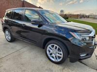 2024 Honda Passport EX-L AWD **20K MILES** Tower Rd Mundelein, IL 60060 - Image 6