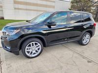 2024 Honda Passport EX-L AWD **20K MILES** Tower Rd Mundelein, IL 60060 - Image 10