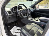 2018 Jeep Grand Cherokee 4x4 4WD Altitude SUV Est. payment OAC† - Image 8