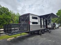 2025 Forest River Ozark 2500THK + Gator Truck Center of Ocala - Image 5