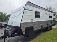 2025 Forest River Ozark 2500THK + Gator Truck Center of Ocala - Image 8