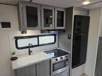 2025 Forest River Ozark 2500THK + Gator Truck Center of Ocala - Image 10