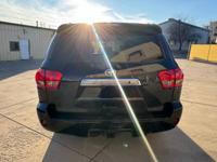2012 Toyota Sequoia Limited, 274K, 4X4, 8 Passenger, Trade In, Nice!! Englewood - Image 7