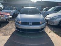 2012 Volkswagen Jetta TDI Sportwagon Norman - Image 4