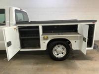 2015 FORD F-350 XL V8 UTILITY SERVICE BED ONE OWNER - Image 8