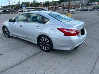 2017.5 Nissan Altima SV: 43k, Sunroof, Heated Black Leather Seats - Image 4