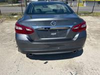 2018 Nissan Altima SL-41K, Heated Leather Seats, Alloy Wheels - Image 4