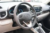 Certified - 2025 Hyundai Venue SEL edmonds - Image 6