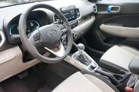 Certified - 2025 Hyundai Venue SEL edmonds - Image 7