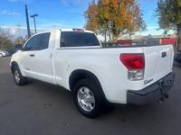 2011 Toyota Tundra 4X4/ Local NW 2-Owner / 4WD Work Truck/ Clean Title Salem-1477 Hawthorne Ave NE/ Exit 256 - Image 4