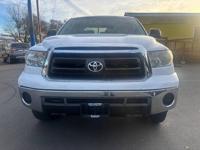 2011 Toyota Tundra 4X4/ Local NW 2-Owner / 4WD Work Truck/ Clean Title Salem-1477 Hawthorne Ave NE/ Exit 256 - Image 9