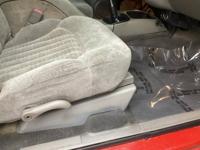 2001 Chevrolet Chevy Trucks Pickup 1/2 Ton + FIRST CLASS AUTO SALES - Image 9