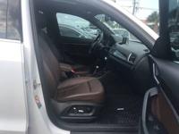 2016 Audi Q3 2.0T quattro Premium Plus SUV - down hwy 6 . . . . 281-870-8889 👍☎ - Image 9