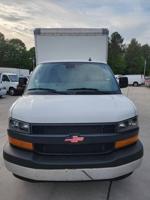 2021 Chevrolet Express 3500 SRW 12ft Box Truck Cutaway Tommy Liftgate - Image 10