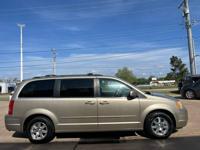 2008 Chrysler Town Country Touring Norman - Image 6