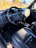 2011 Ford Escape Limited Staten Island - Image 9