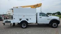 2017 Dodge Ram 5500 35ft Enclosed Utility Box Bucket Truck 6.7L Diesel W Hefner Rd El Reno, Ok 73036 - Image 6