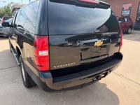 2013 Chevrolet Suburban LT 1500 2WD Norman - Image 4