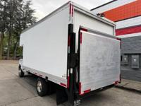 2012 FORD E-350 SUPER DUTY V8 14FT. CUTAWAY BOX+SIDE DOOR+LIFT*SALE* PORTLAND OREGON - Image 7