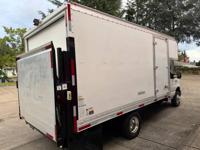 2012 FORD E-350 SUPER DUTY V8 14FT. CUTAWAY BOX+SIDE DOOR+LIFT*SALE* PORTLAND OREGON - Image 9