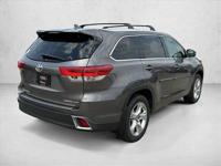 2017 Toyota Highlander Limited AWD All Wheel Drive SUV AUTONATION Call (331) 214-3325 to confirm availability - April 16th - Image 6