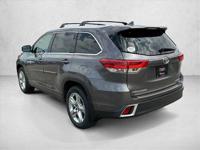2017 Toyota Highlander Limited AWD All Wheel Drive SUV AUTONATION Call (331) 214-3325 to confirm availability - April 16th - Image 8