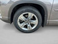 2017 Toyota Highlander Limited AWD All Wheel Drive SUV AUTONATION Call (331) 214-3325 to confirm availability - April 16th - Image 10