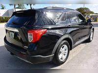 2020 Ford Explorer XLT LEATHER 3 ROW LOADED -REAL PRICE! - Image 8