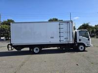 2014 ISUZU NRR REFIGERATOR TRUCK,5.2L DIESEL,20FT BOX,LFT GATE! north san diego county - Image 4