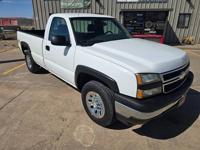 2006 Chevrolet Silverado 1500 4X4 1OWNER RUNS & DRIVES GREAT A/C GOO