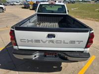 2006 Chevrolet Silverado 1500 4X4 1OWNER RUNS & DRIVES GREAT A/C GOO - Image 9