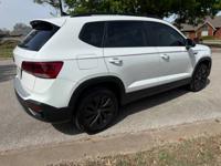 2023 Volkswagen Taos S - 57K - accident-free and smoke-free Norman - Image 7