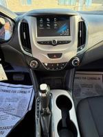 2017 Chevrolet Cruze LS Madison - Image 9