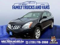 2011 Nissan Rogue SV _Nissan_ _Rogue_ _Sedan_ - Image 2