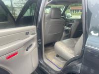 2005 gmc yukon slt with lots new parts installed and tranny Jacksonville - Image 7