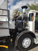 Refuse Truck / Garbage Truck / Trash Truck / Low Miles Rust FREE - Image 10