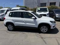 2017 Volkswagen Tiguan S, Push Start, Leather Interior, SKU:27072 Volk San Diego Auto Finders - Image 7