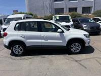 2017 Volkswagen Tiguan S, Push Start, Leather Interior, SKU:27072 Volk San Diego Auto Finders - Image 8