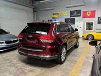 2016 Jeep Grand Cherokee Summit 4x4 Houston/Katy - Image 9