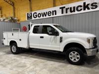2019 Ford F350 XL Extended Cab 4wd Utility Bed Mid TN - Image 2