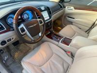 2011 Chrysler 300C Lakewood - Image 7