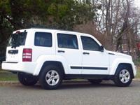 2011 Jeep Liberty Sport 4x4 4dr SUV East Brunswick, NJ - Image 6