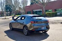 2024 Mazda 3 Mazda3 2.5 S Preferred Hatchback Gray, htd seats, snrf Hillsboro - HWY 26/Helvetia - Image 6