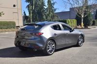 2024 Mazda 3 Mazda3 2.5 S Preferred Hatchback Gray, htd seats, snrf Hillsboro - HWY 26/Helvetia - Image 8