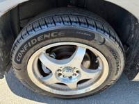 2010 Toyota matrix clean title runs amazing Free 90 days powertrain Guarantee - Image 9